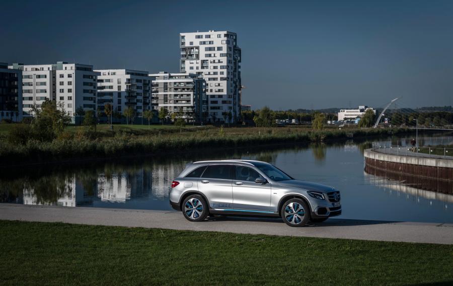  Mercedes-Benz GLC F-Cell 2019 года  (WW) (фото 21 из 40)